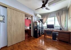 Blk 125 Bukit Batok Central (Bukit Batok), HDB Executive #540443201